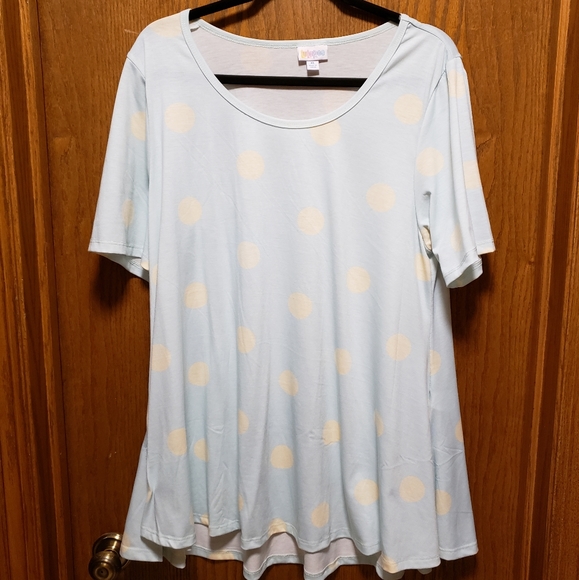 LuLaRoe Tops - XL Lularoe Perfect T